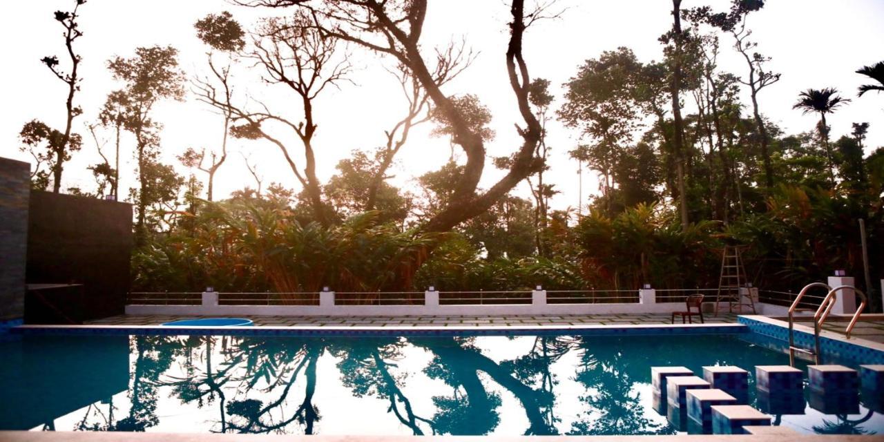 Hotel Tree Blanche à Munnar Extérieur photo